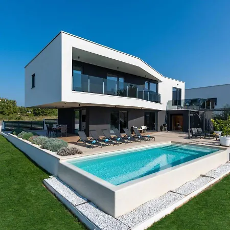 Casa Cormoran *